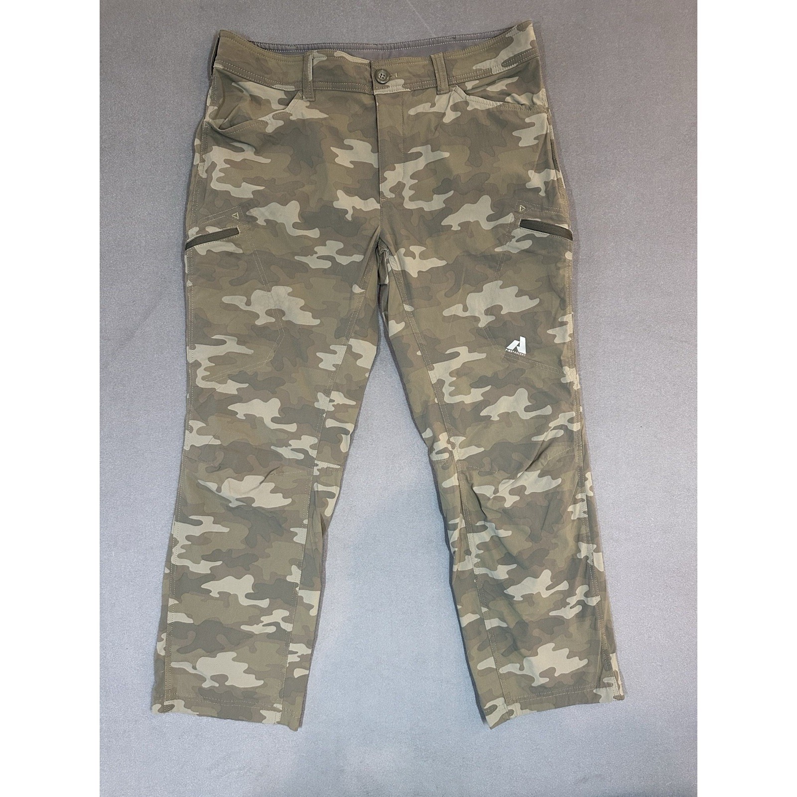 Eddie Bauer First Ascent Guide Pro Camo Hiking Pants Mens Green Camo Size 36x30